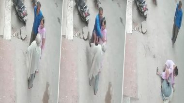 Delhi: कलियुगी बेटे ने बुजुर्ग मां को मारा थप्पड़, मौके पर ही मौत- CCTV में कैद हुई वारदात