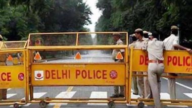 दिल्ली में फूटा कोरोना बम, PRO समेत 300 से ज्यादा पुलिसकर्मी हुए संक्रमित