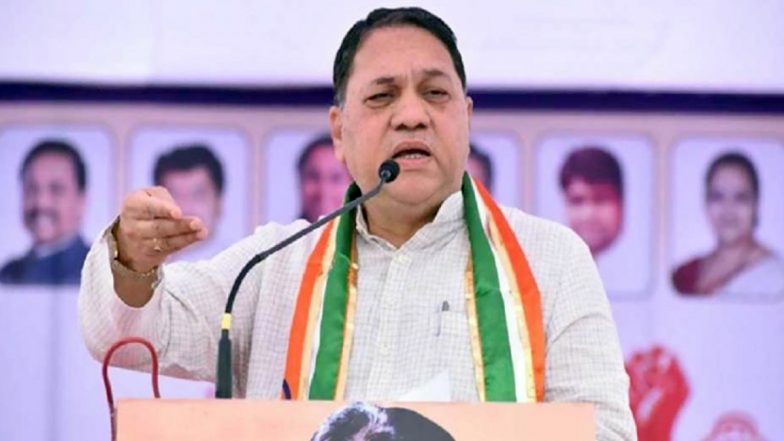 Maharashtra: लाउडस्पीकर को लेकर उठे विवाद के बीच गृह मंत्री दिलीप वालसे पाटिल ने अजान की आवाज सुनने पर भाषण रोका, राज ठाकरे को दिया जवाब- Watch Video
