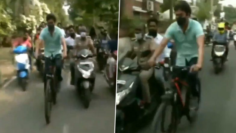 साउथ एक्टर Vijay साइकिल चलाकर पहुंचे मतदान केंद्र, इंटरनेट पर ताबड़तोड़ वायरल हुआ Video