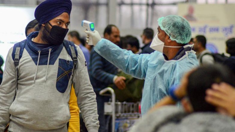 Omicron Scare: भारत में ओमिक्रॉन का तीसरा केस! ससुर से मिलने जिम्बाब्वे से गुजरात आया शख्स मिला संक्रमित