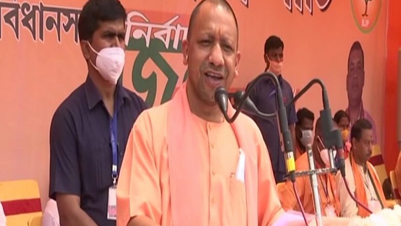 West Bengal Election 2021: ममता बनर्जी पर जमकर बरसे सीएम योगी आदित्यनाथ, कहा- बंगाल में TMC की दुर्गति तय है