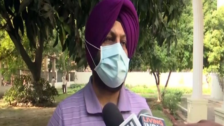 Amritsar में Curfew के समय में बदलाव, अब शाम 5 बजे से सारी दुकानें बंद हो जाएंगी और 6 बजे से कर्फ्यू शुरू हो जाएगा