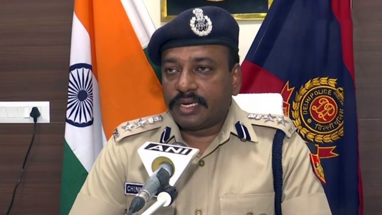 Delhi: दिल्ली में आज रात 10 बजे से सोमवार सुबह 6 बजे तक लागू रहेगा वीकेंड लॉकडाउन