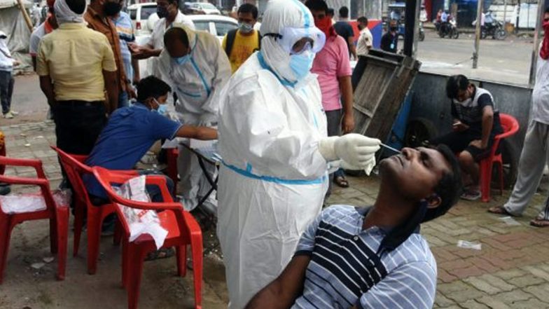 COVID-19 Update: भारत में पिछले 24 घंटों में कोरोना के 8318 नए मामले आये, 465 नयी मौतें हुई