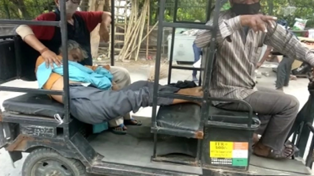 नहीं थे अंतिम संस्कार के पैसे