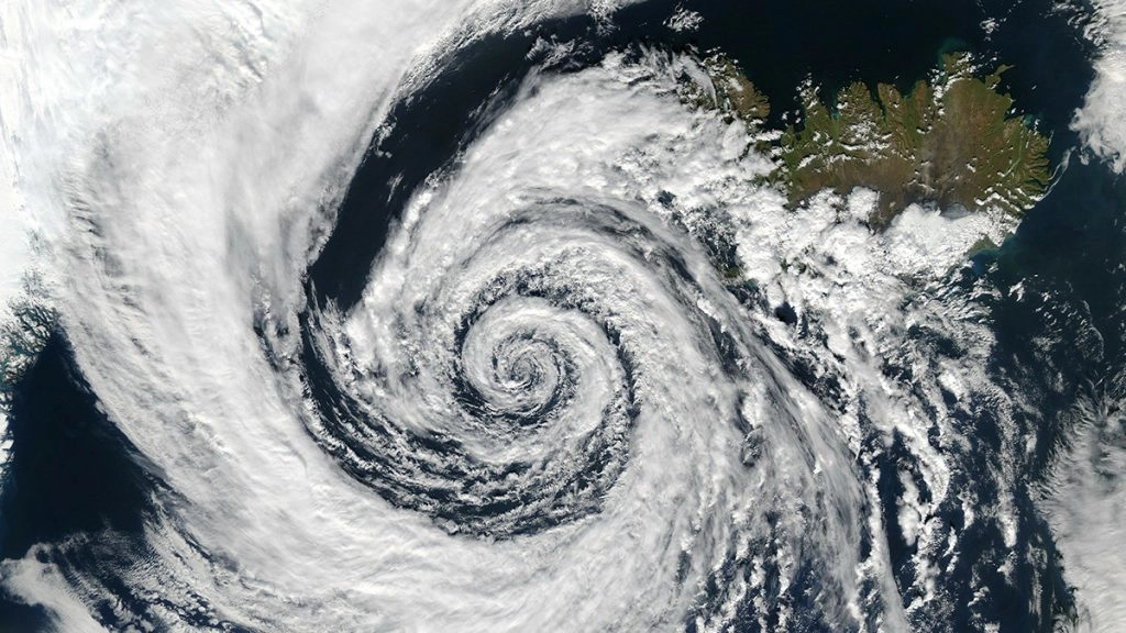 Cyclone Shaheen: गुजरात में चक्रवात 'शाहीन' की दस्तक, सौराष्ट्र के इन इलाकों में भीषण बारिश की संभावना