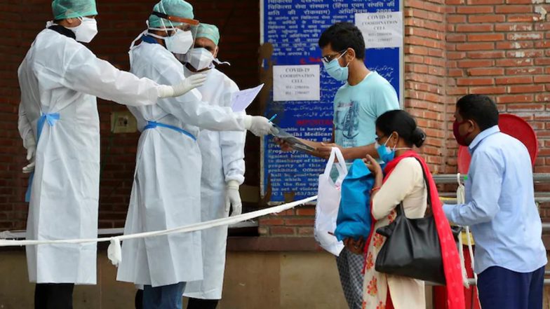 Scrub Typhus: मथुरा में मुसीबत बनी स्क्रब टाइफस कौन सी बीमारी है? जानें इस घातक इन्फेक्शन के लक्षण और बचाव का तरीका