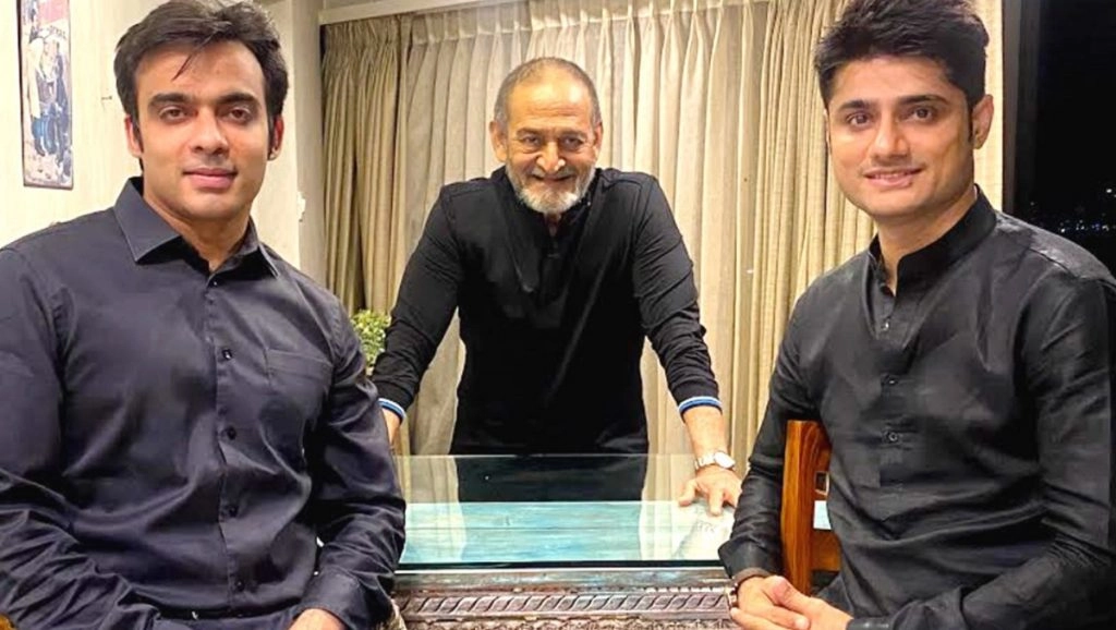 वीर सावरकर की 138वीं जयंती पर महेश मांजरेकर ने की बायोपिक फिल्म की घोषणा, पढ़ें डिटेल्स