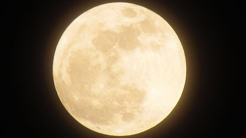क्या है पूर्णिमा का रहस्य? जानें कैसे करता है चंद्रमा मनुष्य को प्रभावित ?
