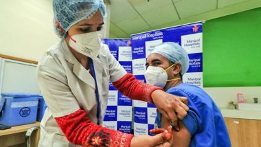 COVID-19 Vaccination: केंद्र सरकार का फैसला, कोरोना की दूसरी खुराक के 90 दिन बाद बूस्टर डोज ले सकेंगे विदेश जाने वाले यात्री