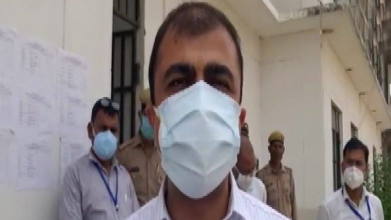 UP: लखनऊ के डीएम ने कहा- Lucknow जिले के लिए टीम-9 का गठन किया गया, जिससे अस्पतालों में दवाईयों की उपलब्धता और ऑक्सीजन की आपूर्ति होती रहे