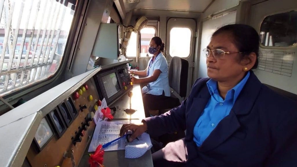 जज्बे की कहानी: भारत की पहली महिला ट्रेन चालक सुरेखा यादव