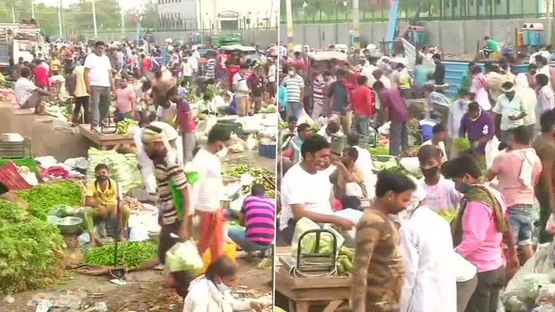 Delhi: दिल्ली की ओखला सब्ज़ी मंडी में बड़ी संख्या में लोग खरीदारी करते दिखें, कोरोना नियमों की उड़ाई धज्जियां