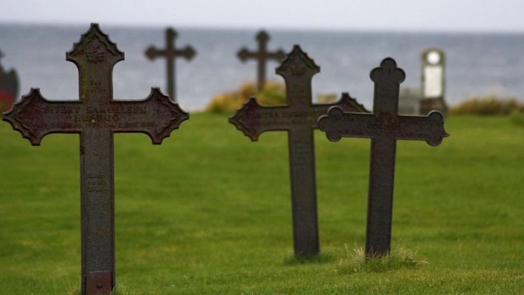 कनाडा के एक स्कूल में 751 से अधिक शव मिले