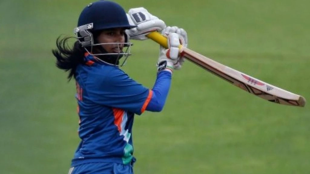 ENG(W) vs IND(W) 1st ODI 2021: टीम इंडिया ने इंग्लैंड को दिया 202 रन का लक्ष्य 