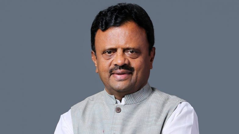 Maharashtra: खाद्य और औषधि प्रशासन मंत्री Rajendra Shingne ने कहा- राज्य में तीसरी लहर में 50 लाख लोग हो सकते हैं संक्रमित
