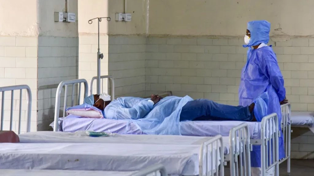 पश्चिम बंगाल संभावित तीसरी लहर के चलते महिलाओं के लिए अस्पतालों में और बेड का इंतजाम करेगा