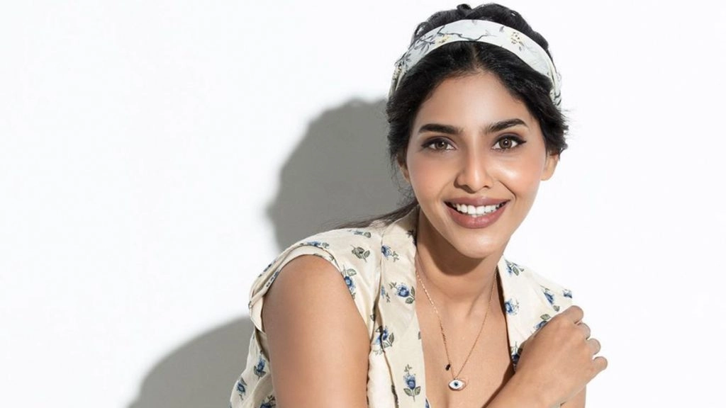 Aishwarya Lakshmi: हर दिन मैं सिनेमा के बारे में जानने की कोशिश कर रही हूं