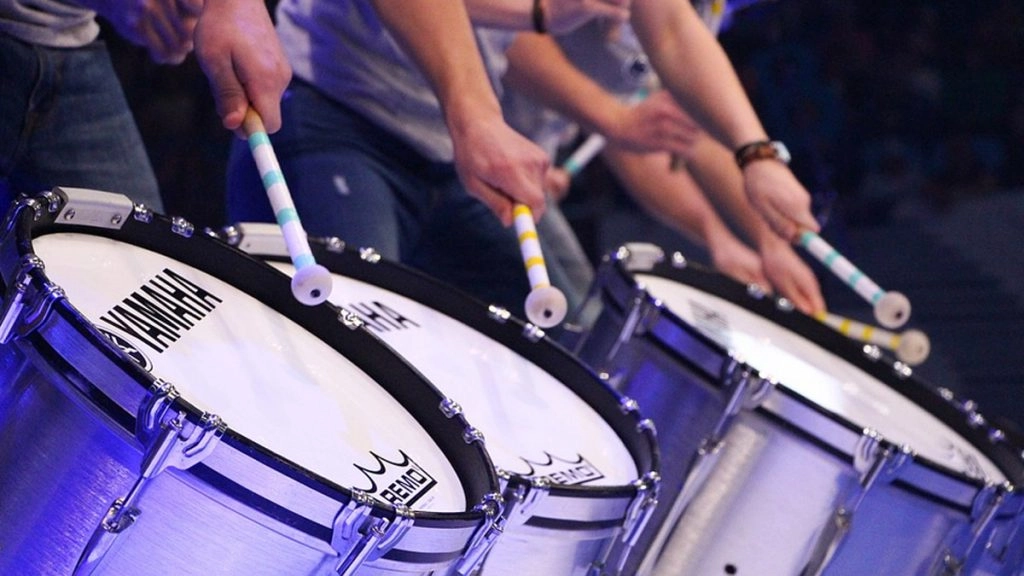  सेना में प्रशिक्षण प्राप्त कर पहली बार अपने गांव पहुंचे जवान का ग्रामीणों ने बैंड-बाजे के साथ  किया स्वागत