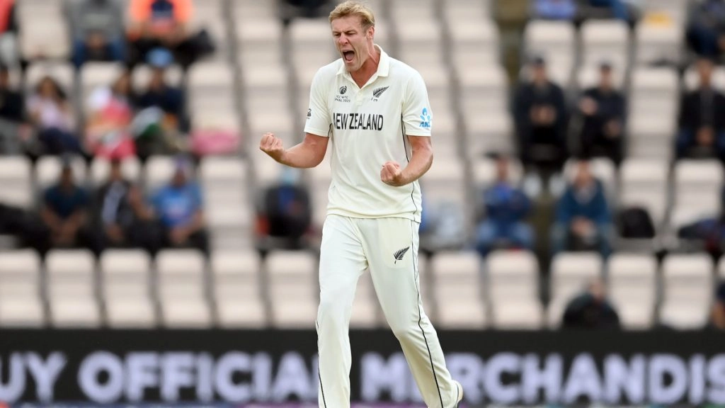 दूसरी पारी में टीम इंडिया की मजबूत बल्लेबाजी क्रम चरमराई, लंच तक टीम के 5 प्रमुख खिलाड़ी लौटे पवेलियन 