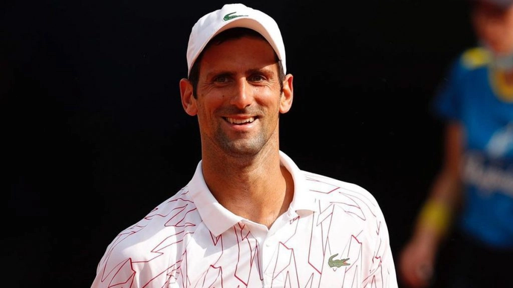 नोवाक जोकोविच ने स्टेफानोस सितसिपास को हराकर 19वां ग्रैंडस्लैम खिताब जीता