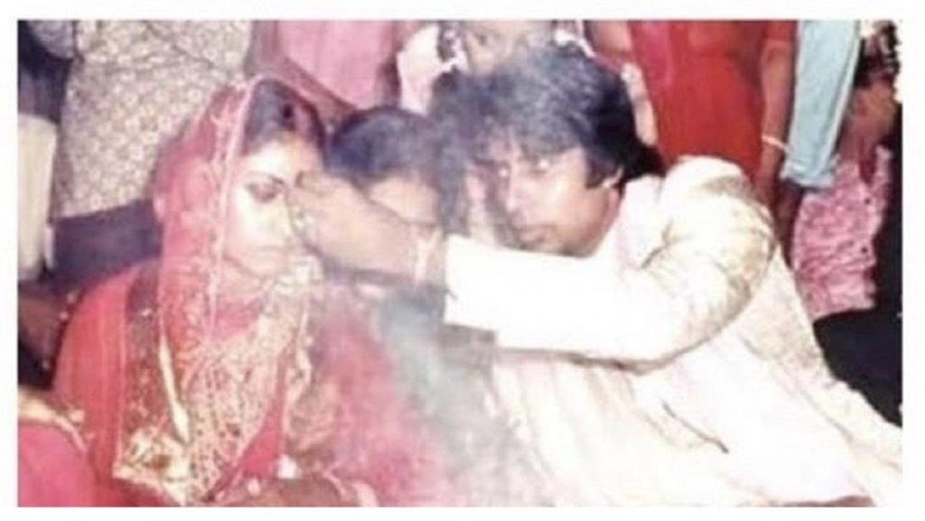 अमिताभ बच्चन ने अपनी वेडिंग एनिवर्सरी पर जया बच्चन संग शेयर की बेहद यादगार फोटो
