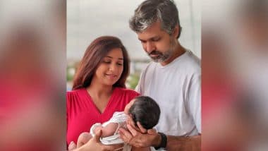 Shreya Ghoshal Baby: श्रेया घोषाल ने अपने बेबी बॉय का नाम रखा Devyaan Mukhopadhyaya, शेयर की Cute Family Photo