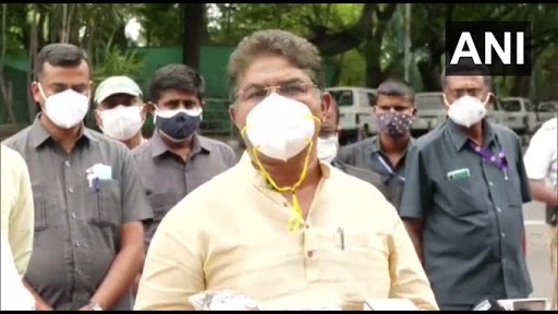 कर्नाटक में मचे राजनीतिक हलचल पर बोले राजस्व मंत्री आर अशोक, बीएस येदियुरप्पा हमारे नेता है और वे मुख्यमंत्री के तौर पर बने रहेंगे