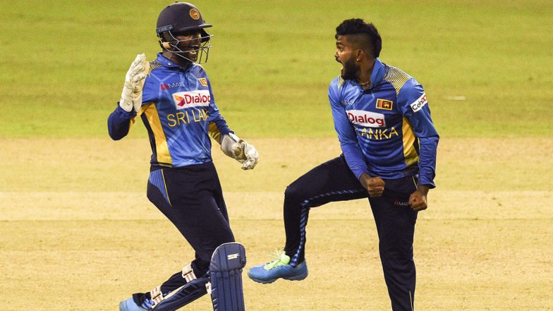 Ind vs SL 3rd ODI: भारत को लगा पहला झटका, शिखर धवन 13 रन बनाकर आउट
