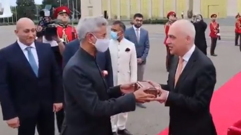 भारत ने 17वीं सदी की महारानी केतेवन का पवित्र अवशेष जॉर्जिया को सौंपा, देखें भावुक पल का VIDEO