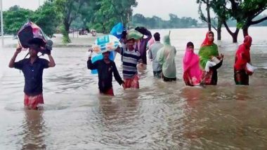 Bihar Flood: बिहार के 11 जिलों में बाढ़ का खतरा, प्रभावित इलाकों से पलायन कर रहे लोग