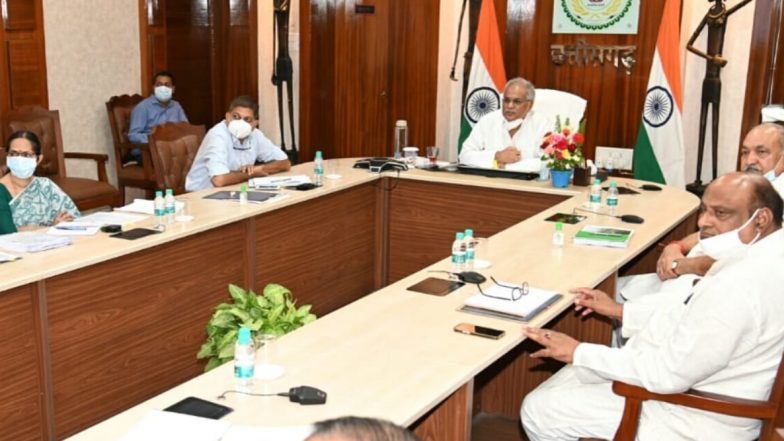 विकास की राह पर तेजी से बढ़ रहा छत्तीसगढ़, CM भूपेश बघेल ने दिया कई जनकल्याणकारी योजनाओं को प्राथमिकता देने का निर्देश