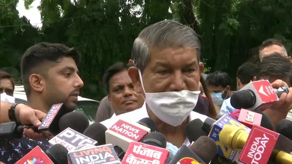 पंजाब के मुद्दों को लेकर राहुल गांधी से मिले हरीश रावत, जल्द करेंगे राज्य का दौरा