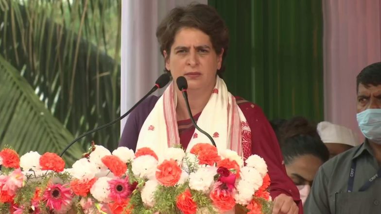 प्रियंका गांधी वाड्रा ने 'हिंदूवाद बनाम हिंदुत्व' की बहस से खुद को किया दूर