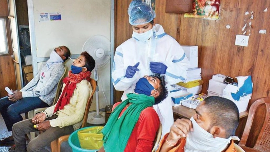 Gujarat: दीपावली की छुट्टियों के बाद सूरत लौटने वालों के लिये RT-PCR  रिपोर्ट लाना अनिवार्य