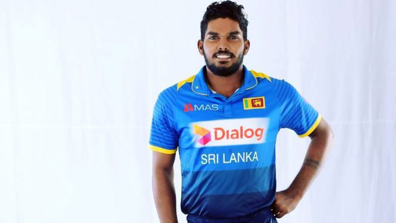 IPL 2022 Mega Auction Live Update: आईपीएल नीलामी जारी, आरसीबी ने वानिंदु हसरंगा को 10.75 करोड़ में खरीदा