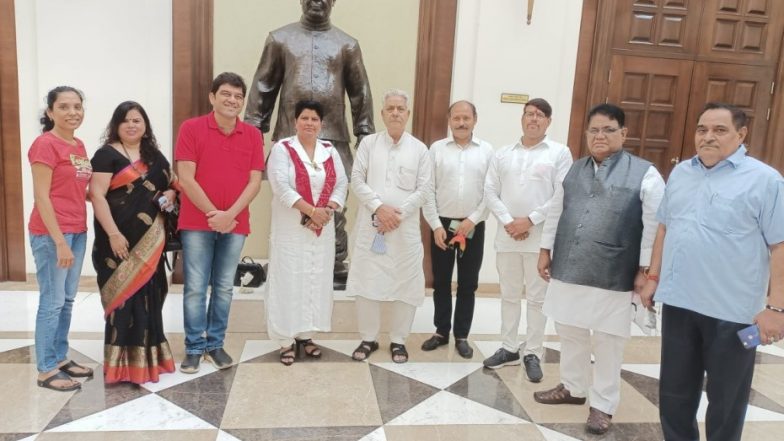 Reservation: आरक्षण पर फिर घमासान, महाराष्ट्र सदन में अहम बैठक, रिजर्वेशन बदलनें पर सवर्ण समाज में बनी आम सहमति