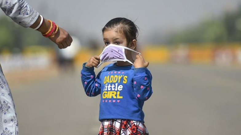 Delhi Air Quality: ठंड की शुरुआत के साथ ही जहरीली होने लगी हवा, 75 फीसदी बच्चों को सांस फूलने की तकलीफ