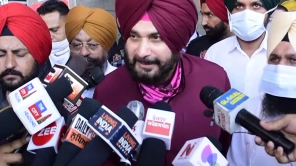 कांग्रेस हाईकमान के सामने नई संकट, सिद्धू के इस्तीफे से पंजाब विधानसभा चुनाव पर पड़ सकता है असर