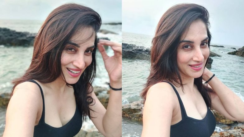 मराठी एक्ट्रेस Smita Gondkar की Hot Photos उड़ा देगी आपके होश, Sexy अंदाज से में वायरल हुई ये तस्वीरें