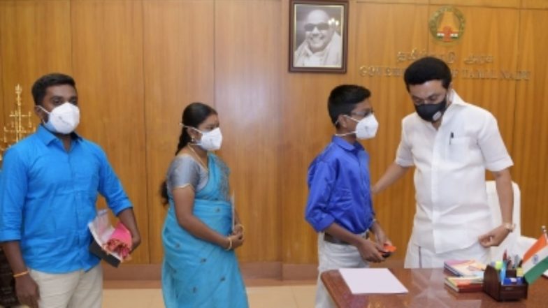 Tamil Nadu: सीएम स्टालिन ने कक्षा 9 के छात्र माधव को हथेली के आकार का कंप्यूटर सीपीयू बनाने पर दी शुभकामनाएं