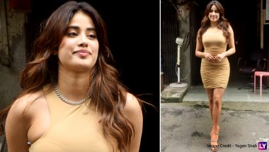 Janhvi Kapoor Photos: जान्हवी कपूर ने फिर दिखाया बोल्ड अवतार, हॉट ड्रेस पहनकर बढ़ाई धड़कने