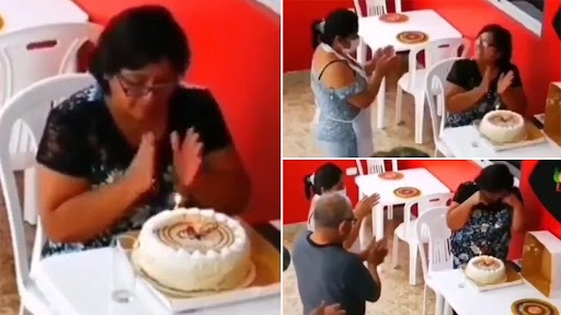 महिला अकेले मना रही थी बर्थडे, रेस्टोरेंट स्टाफ ने दिया सरप्राइज, इमोशनल वीडियो हुआ वायरल