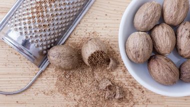 Sex Benefits of Nutmeg: महिलाओं के लिए वियाग्रा की तरह काम करता जायफल, जानें कैसे