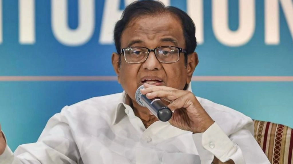 राहुल गांधी ने केंद्रीय गृह मंत्री अमित शाह के इस्तीफे की मांग की