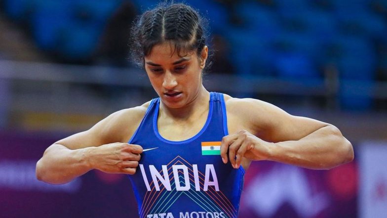 Tokyo Olympics 2020: विनेश क्वार्टर फाइनल में, अंशु हारकर पदक की दौड़ से बाहर