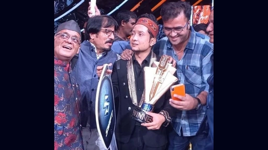 'Indian Idol 12' के विजेता पवनदीप सलमान खान, महेश से मिलकर हुए खुश