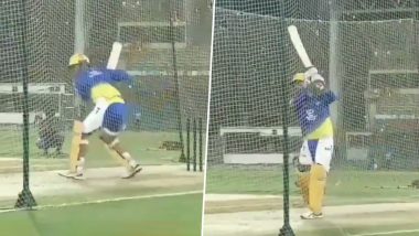 IPL 2021: यूएई में MS Dhoni ने नेट्स पर की जमकर प्रैक्टिस, लगाए गगनचुंबी छक्के (देखें वीडियो)
