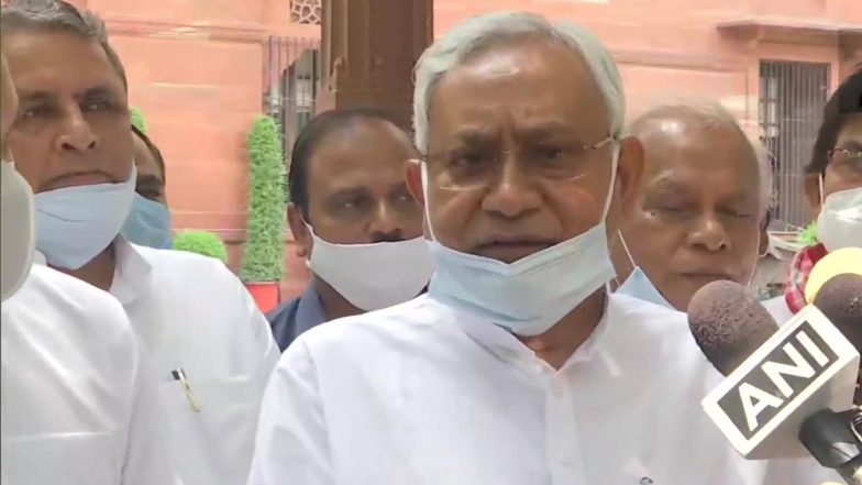 राजद नेता तेजस्वी यादव ने जदयू कार्यकर्ता की मौत के लिए नीतीश कुमार पर साधा निशाना